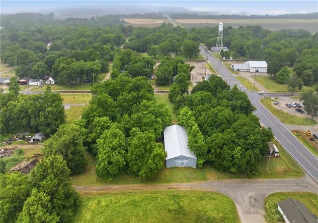 4th image of 1225 Adams St, Altoona, KS 66710 | MLS# 2622557