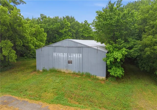 5th image of 1225 Adams St, Altoona, KS 66710 | MLS# 2622557