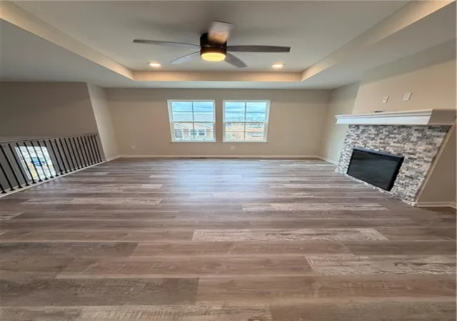4th image of 1308 Ne White Oaks Ln, Oak Grove, MO 64075 | MLS# 2622581