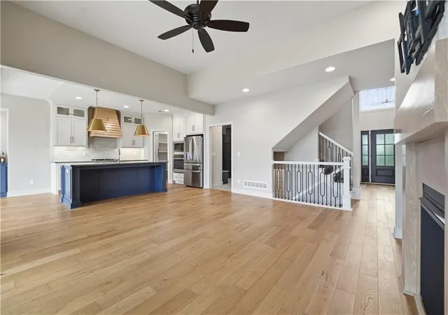 5th image of 1712 Sw 27Th St, Lees Summit, MO 64082 | MLS# 2622642