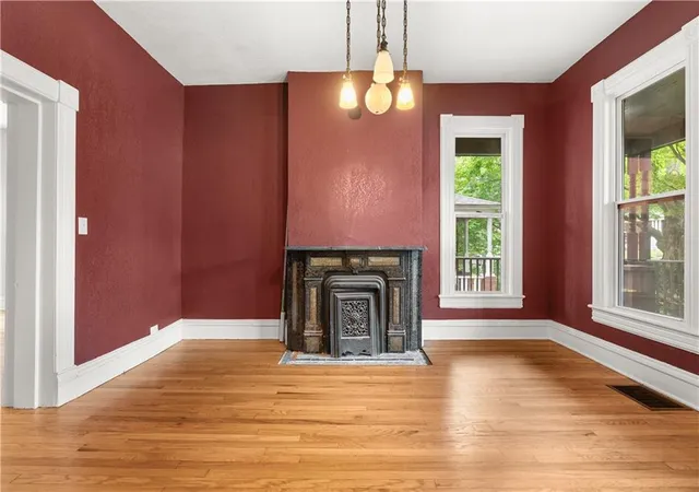 Single family home for sale at 505 Garfield Ave, Kansas City, MO 64124 | MLS# 2622644