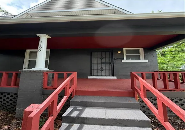 1st image of 1106 Agnes Ave, Kansas City, MO 64127 | MLS# 2622735