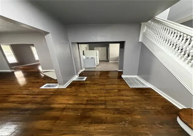 3rd image of 1106 Agnes Ave, Kansas City, MO 64127 | MLS# 2622735