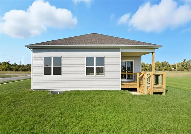 24th image of 717 Solstice Cir, Belton, MO 64012 | MLS# 2622746
