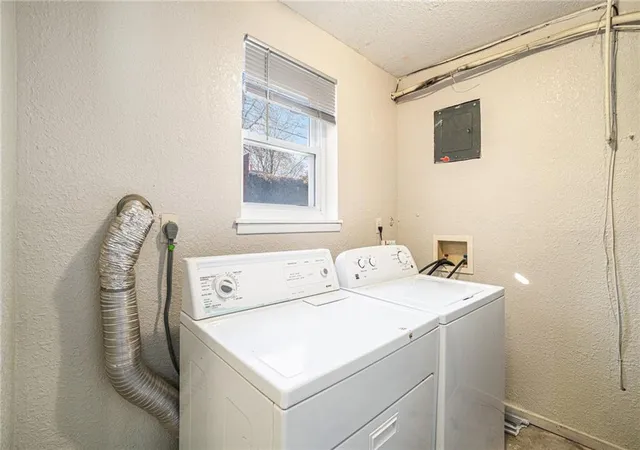 13th image of 3552 S Lynn St, Independence, MO 64055 | MLS# 2622749