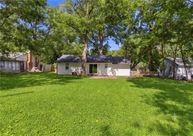 30th image of 10515 Palmer Ave, Kansas City, MO 64134 | MLS# 2622762