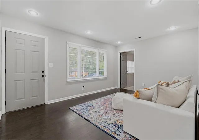 4th image of 10515 Palmer Ave, Kansas City, MO 64134 | MLS# 2622762