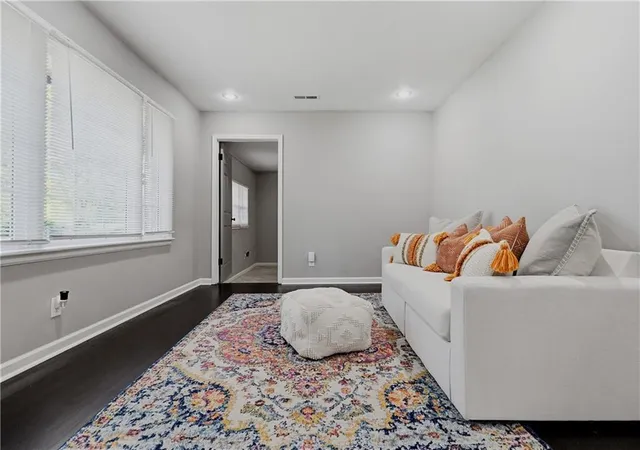5th image of 10515 Palmer Ave, Kansas City, MO 64134 | MLS# 2622762