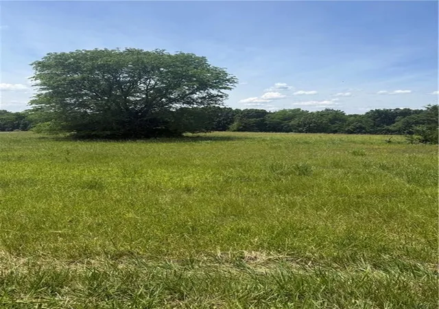 Homes for sale in Gallatin, MO | Su Lot 2511 Gulfstream Dr, Gallatin, MO 64640 | MLS# 2622767