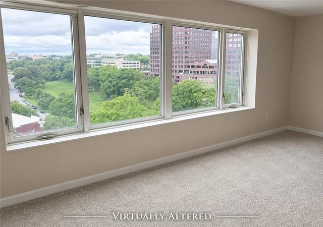 1st image of 4545 Wornall Rd #807, Kansas City, MO 64111 | MLS# 2622790