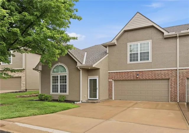 Homes for sale in Shawnee, KS | 15624 W 61st St, Shawnee, KS 66217 | MLS# 2622797