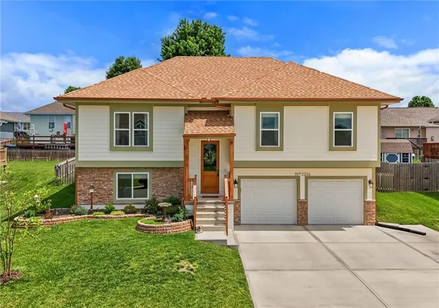 Homes for sale in Excelsior Springs, MO | 2216 Ashford St, Excelsior Springs, MO 64024 | MLS# 2622829