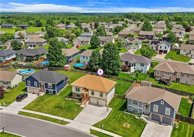 Homes for sale in Excelsior Springs, MO | 2216 Ashford St, Excelsior Springs, MO 64024 | MLS# 2622829