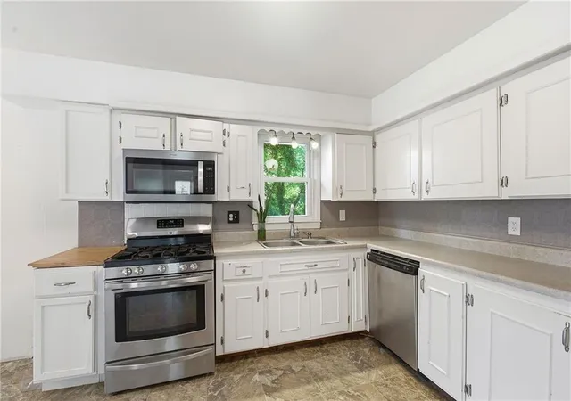 Homes for sale in Excelsior Springs, MO | 112 Collette St, Excelsior Springs, MO 64024 | MLS# 2622831