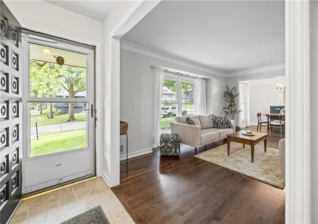 4th image of 6300 W 101 Ter, Overland Park, KS 66212 | MLS# 2622867