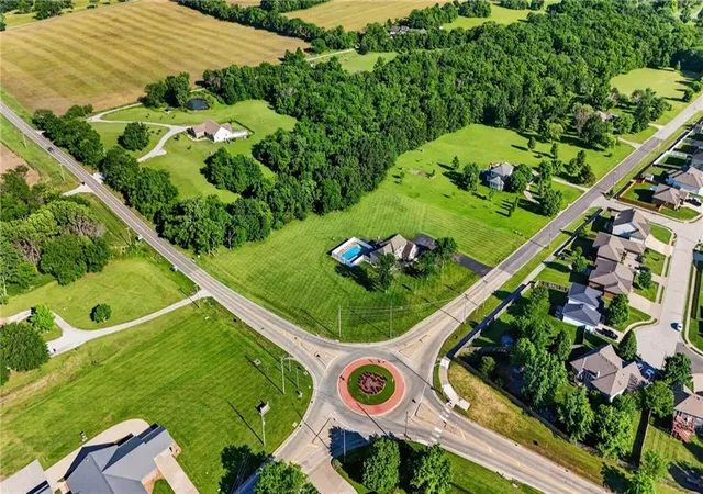 Homes for sale in Pleasant Hill, MO | 2018 Lexington Rd, Pleasant Hill, MO 64080 | MLS# 2622876