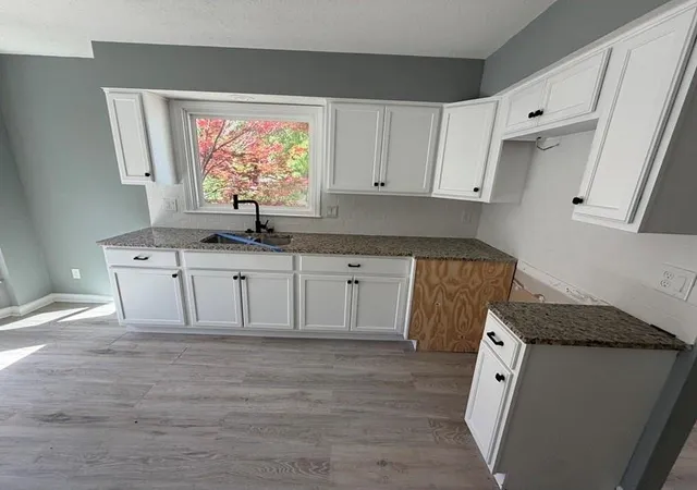 5th image of 917 Ne 108Th Ter, Kansas City, MO 64155 | MLS# 2622886