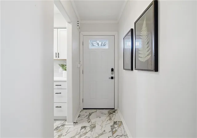 Photo 2 of Single family home for sale at 8012 Elm Ave, Raytown, MO 64138 | MLS# 2622913 | Listing updated on 2026-08-31