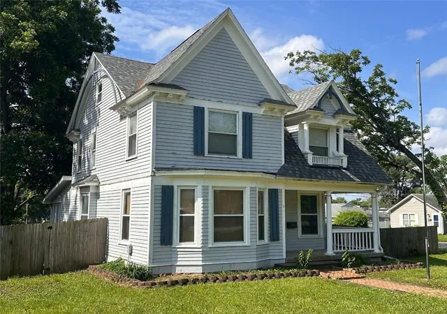 5th image of 401 E Mcpherson St, Knob Noster, MO 65336 | MLS# 2622952