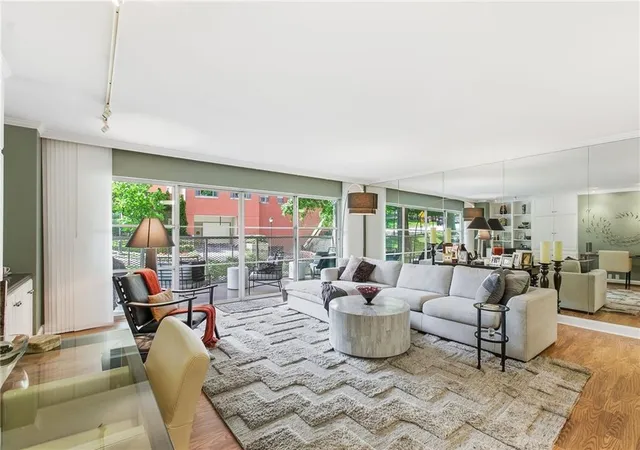 Photo 2 of Condo for sale at 310 W 49th Street #206, Kansas City, MO 64112 | MLS# 2623062 | Listing updated on 2026-09-22