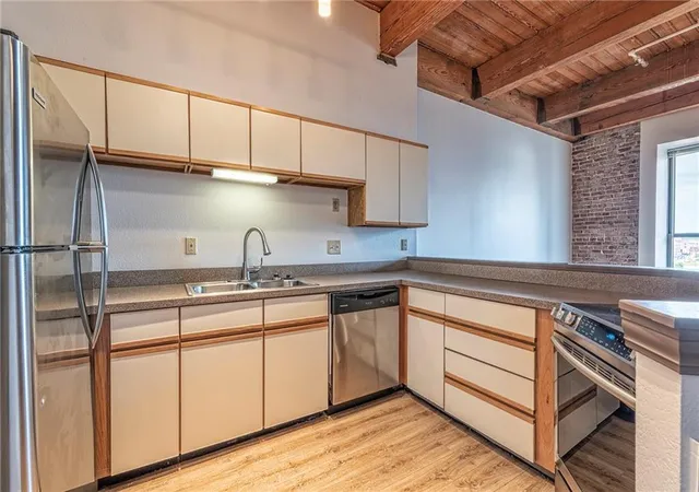 Homes for sale in Kansas City, MO | 308 W 8Th St #510, Kansas City, MO 64105 | MLS# 2623071