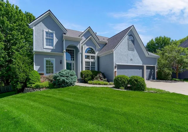 2nd image of 14108 Hadley St, Overland Park, KS 66223 | MLS# 2623090