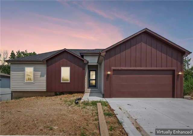 Photo 4 of Single family home for sale at 612 SE 21st Street, Oak Grove, MO 64075 | MLS# 2623103 | Listing updated on 2026-08-30
