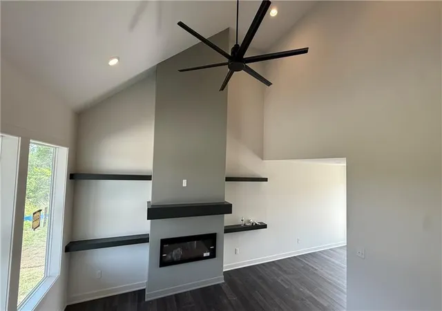 2nd image of 2200 Se Oak Ridge Dr, Oak Grove, MO 64075 | MLS# 2623111