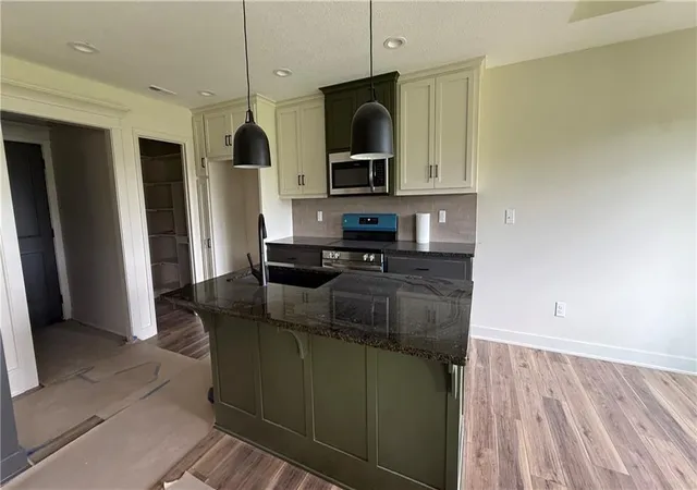 5th image of 701 Se 21St St, Oak Grove, MO 64075 | MLS# 2623115