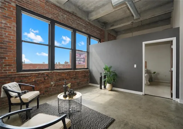 Photo 1 of Condo for sale at 1535 Walnut St #705, Kansas City, MO 64108 | MLS# 2623121 | Listing updated on 2026-09-25
