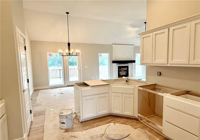 Photo 4 of Sale Pending at 1110 Oak Ridge St, Kearney, MO 64060 | MLS# 2623162 | Listing updated on 2026-10-20
