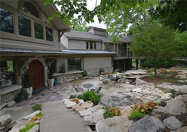 1st image of 8424 S Russell Rd, Oak Grove, MO 64075 | MLS# 2623174