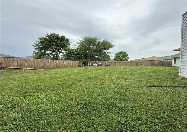 3rd image of 732 Iron Horse Dr, Warrensburg, MO 64093 | MLS# 2623191