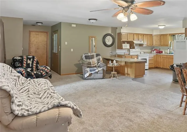 3rd image of 215 W 2Nd St, Sumner, MO 64681 | MLS# 2623211