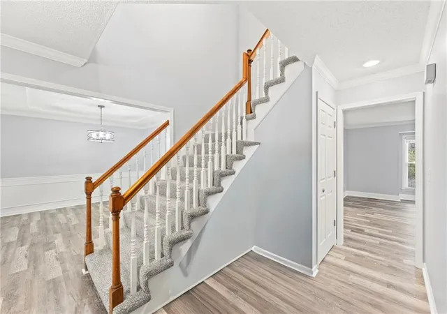 3rd image of 3715 Sw Kimstin Cir, Blue Springs, MO 64015 | MLS# 2623223