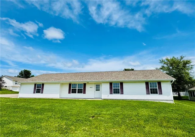 Homes for sale in Maryville, MO | 405 S Country Club Rd, Maryville, MO 64468 | MLS# 2623234
