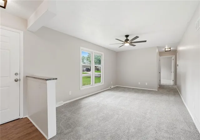 Homes for sale in Gardner, KS | 604 S Hickory St, Gardner, KS 66030 | MLS# 2623236