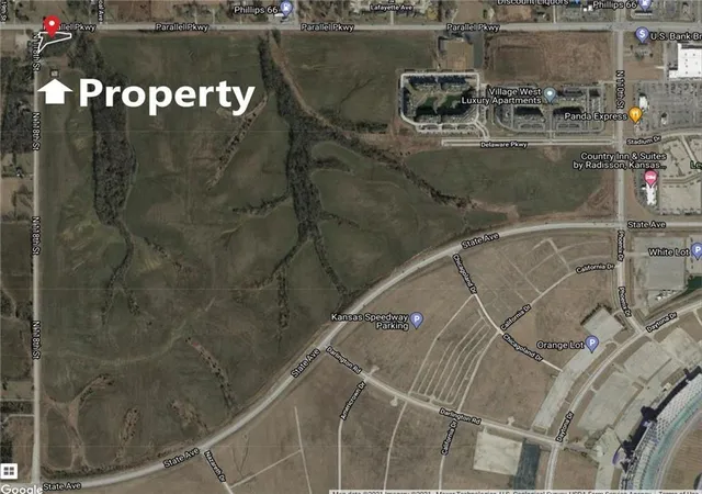 1st image of 11763 Parallel Pkwy, Kansas City, KS 66109 | MLS# 2623242
