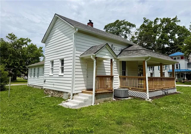 Homes for sale in Butler, MO | 313 W Harrison St, Butler, MO 64730 | MLS# 2623278