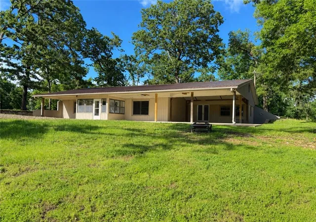 Homes for sale in Deepwater, MO | 1096 Se 971p Rd, Deepwater, MO 64740 | MLS# 2623289