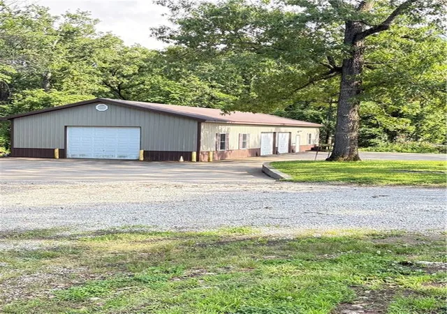 Homes for sale in Deepwater, MO | 1096 Se 971P Rd, Deepwater, MO 64740 | MLS# 2623289