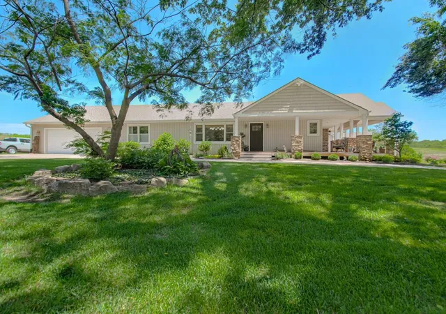 3rd image of 9785 Baker Rd, Kansas City, MO 64153 | MLS# 2623291