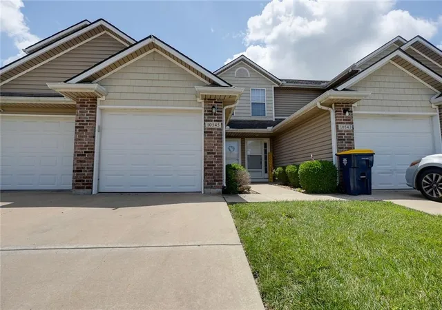1st image of 10545 E 46th Ter, Kansas City, MO 64133 | MLS# 2623300