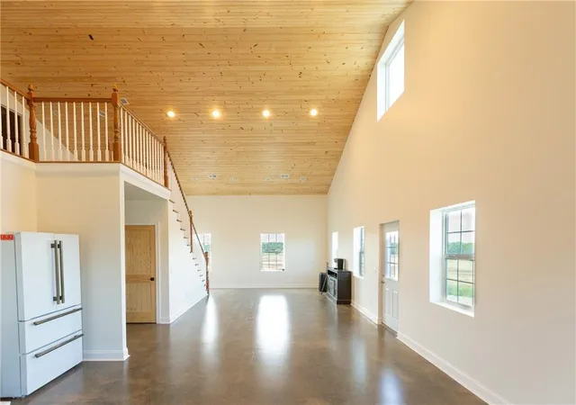 Homes for sale in Osage City, KS | 27699 S Hoch Rd, Osage City, KS 66523 | MLS# 2623312