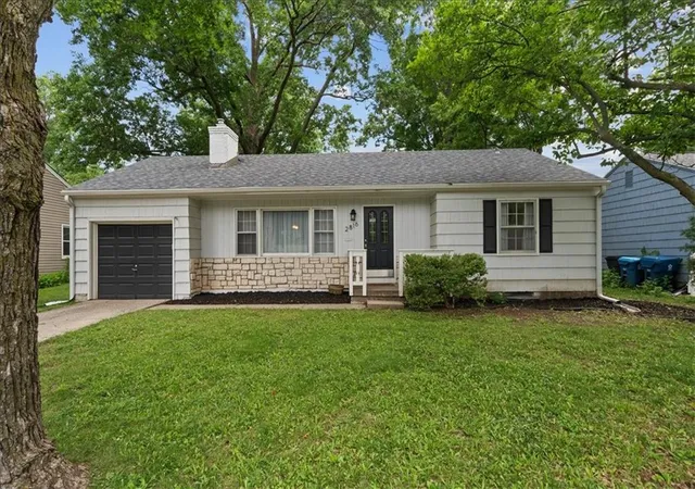 1st image of 2816 W 75th St, Prairie Village, KS 66208 | MLS# 2623313