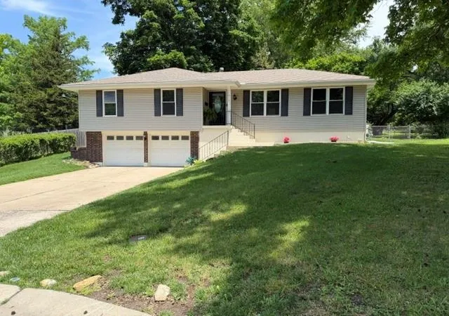 Homes for sale in Grandview, MO | 11915 Sycamore Ave, Grandview, MO 64030 | MLS# 2623341