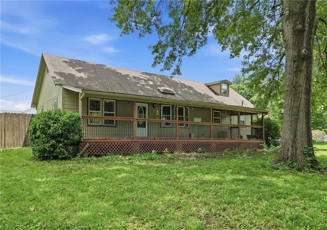 Homes for sale in Basehor, KS | 3209 N 155th St, Basehor, KS 66007 | MLS# 2623366