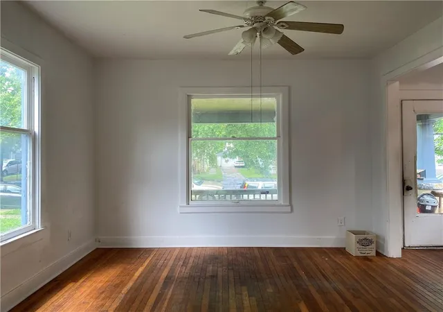 5th image of 1156 Sw Garfield Ave, Topeka, KS 66604 | MLS# 2623367