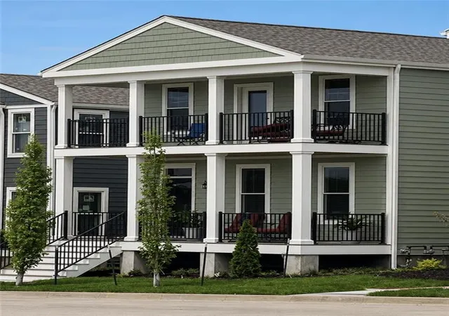 1st image of 23703 Canal Ln, Independence, MO 64056 | MLS# 2623368