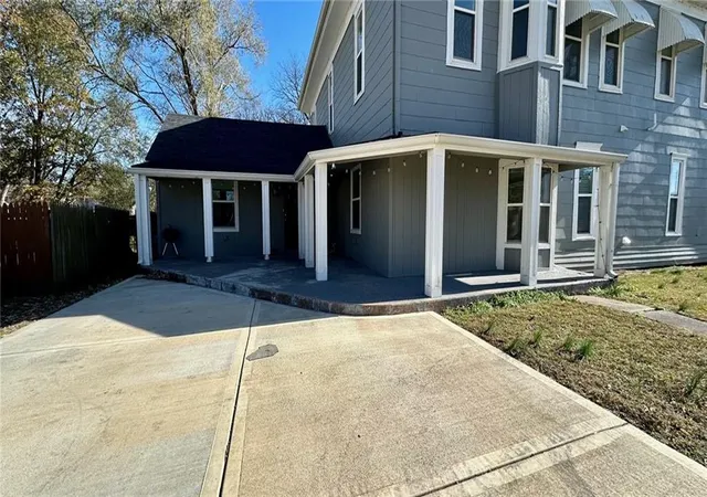 Homes for sale in Linwood, KS | 102 E 3Rd St, Linwood, KS 66052 | MLS# 2623400